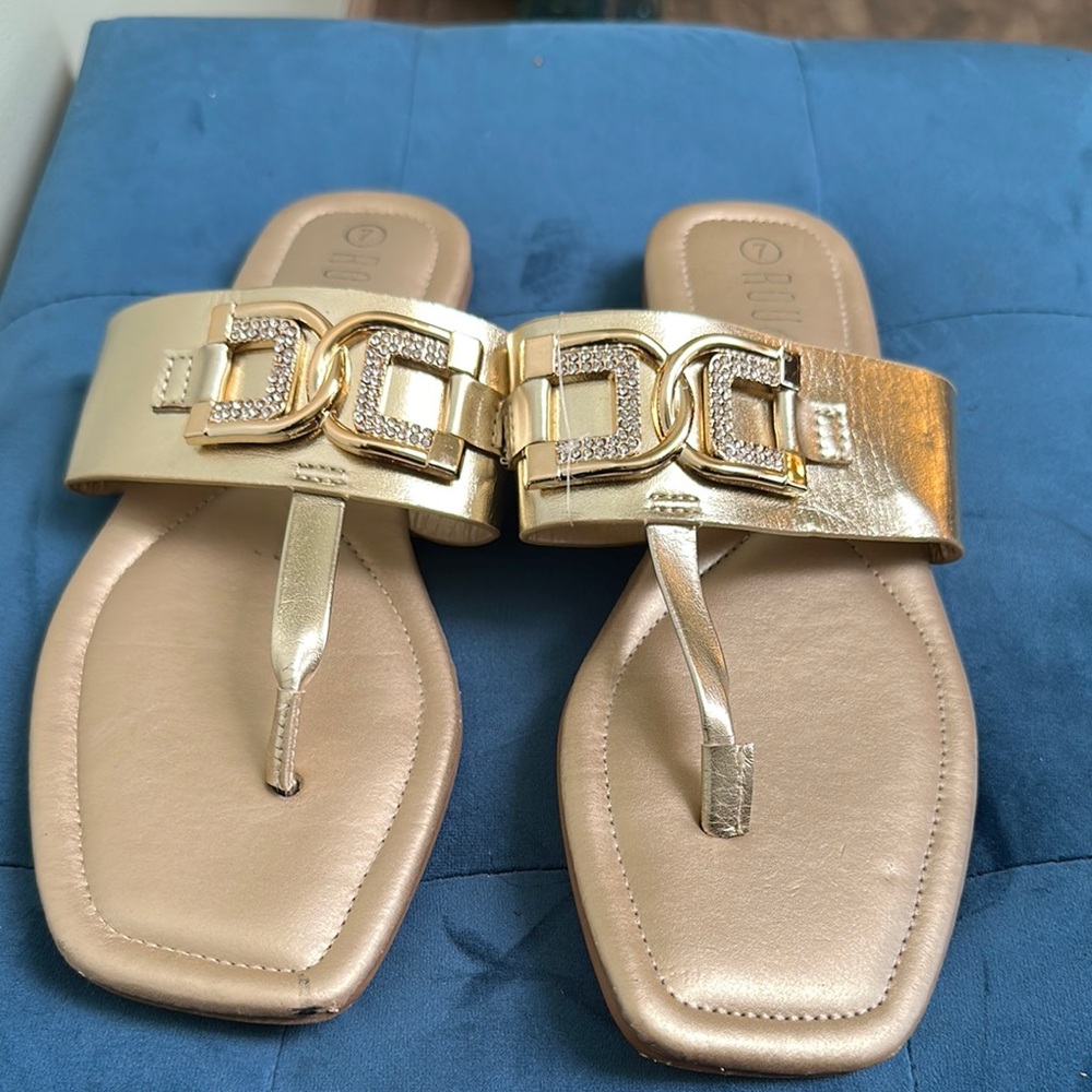 Gold Women's Sandals with Chain Detail